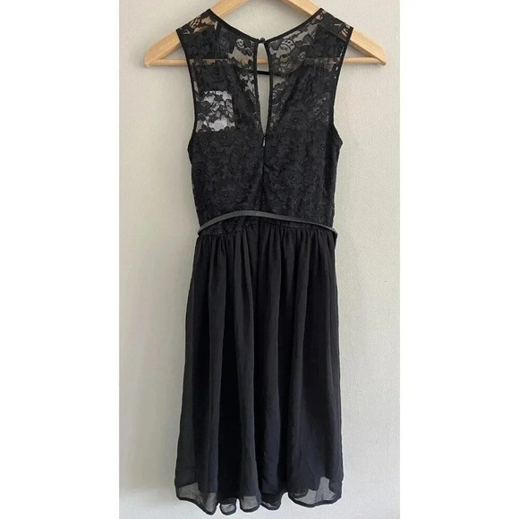 NWT ASOS Maternity Dress Belted Lace Bodice Black Size 2 New - Picture 3 of 5